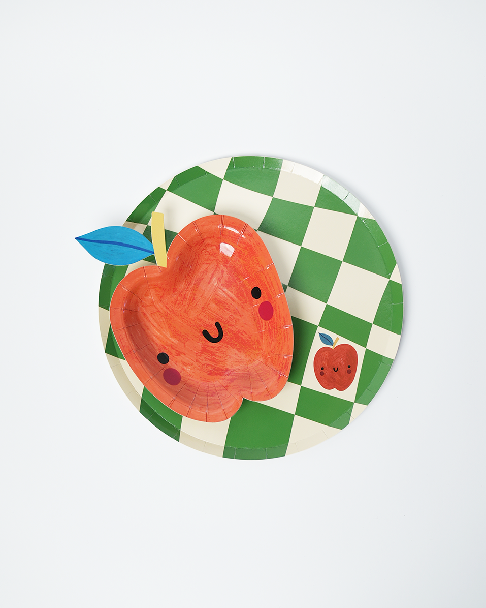 Little Chef Checkered Paper Plates (x 12)