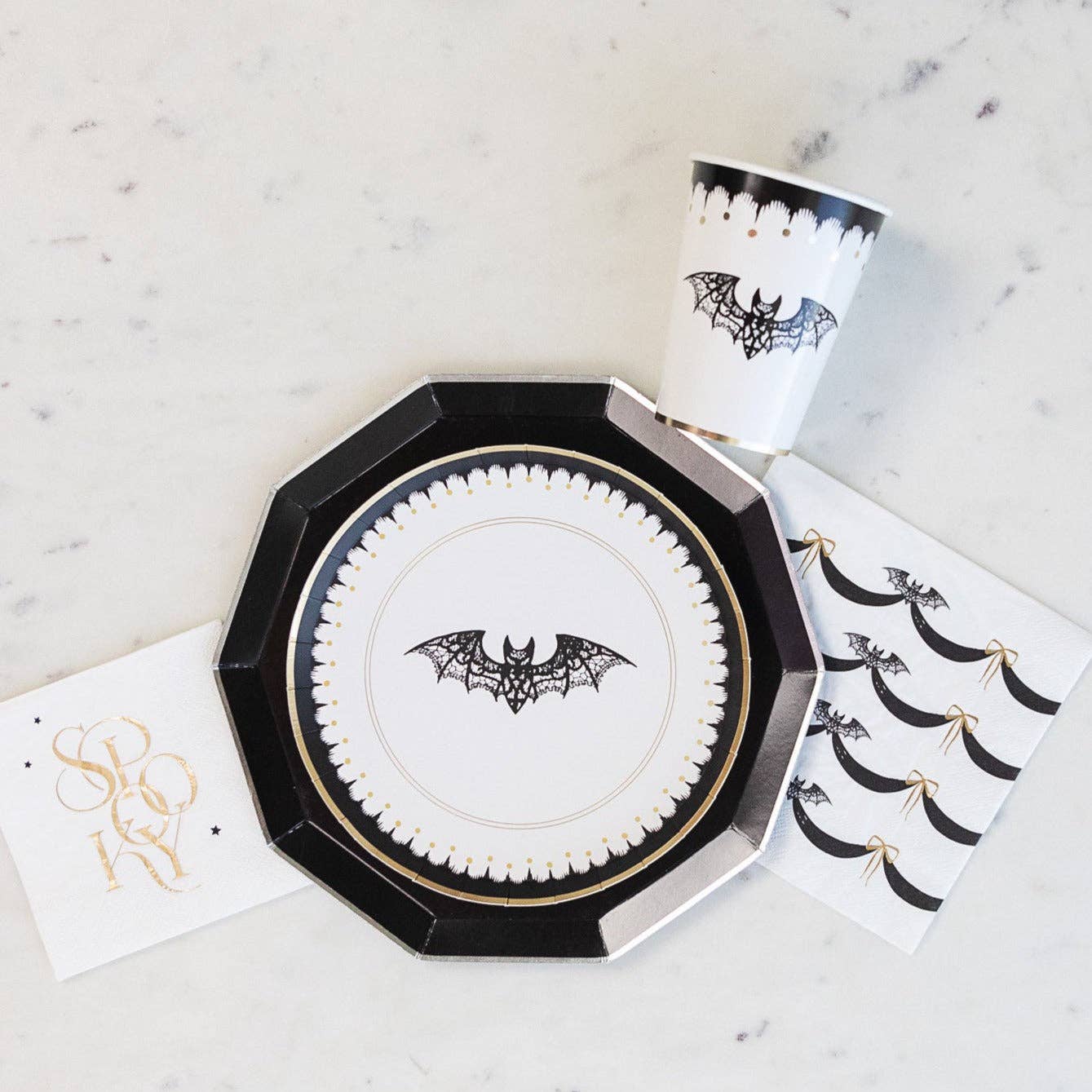 ELEGANT HALLOWEEN DESSERT LACY BAT PLATES