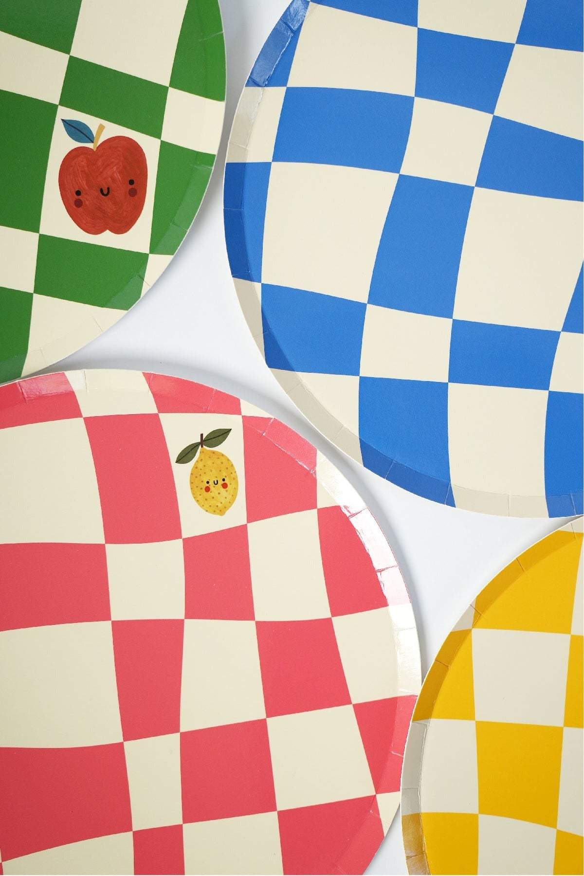 Little Chef Checkered Paper Plates (x 12)